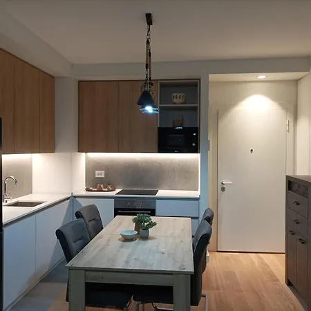 Apartment 1 Na Vodi Molim Pozovite Oko Informacija O Prijavljivanju Belgrade